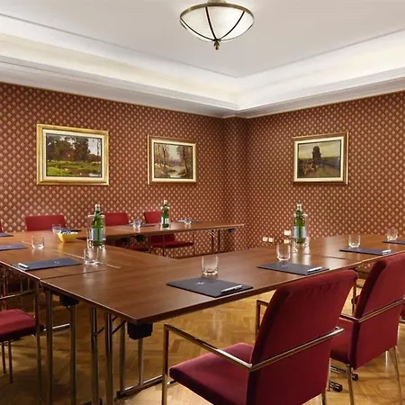 Mercure Petriolo Siena Terme Баньи-ди-Петриоло