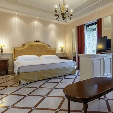 Отель Mercure Petriolo Siena Terme 4*