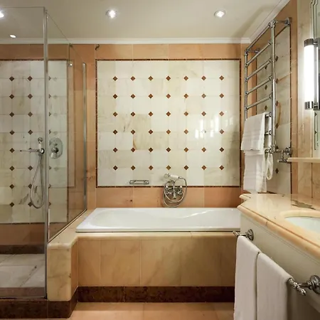 Mercure Petriolo Siena Terme 4*