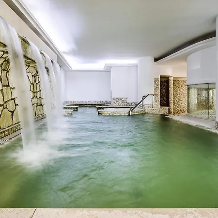 Mercure Petriolo Siena Terme 4*